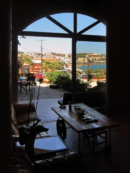 Lenico Beachfront Suites Agia Pelagia  Buitenkant foto