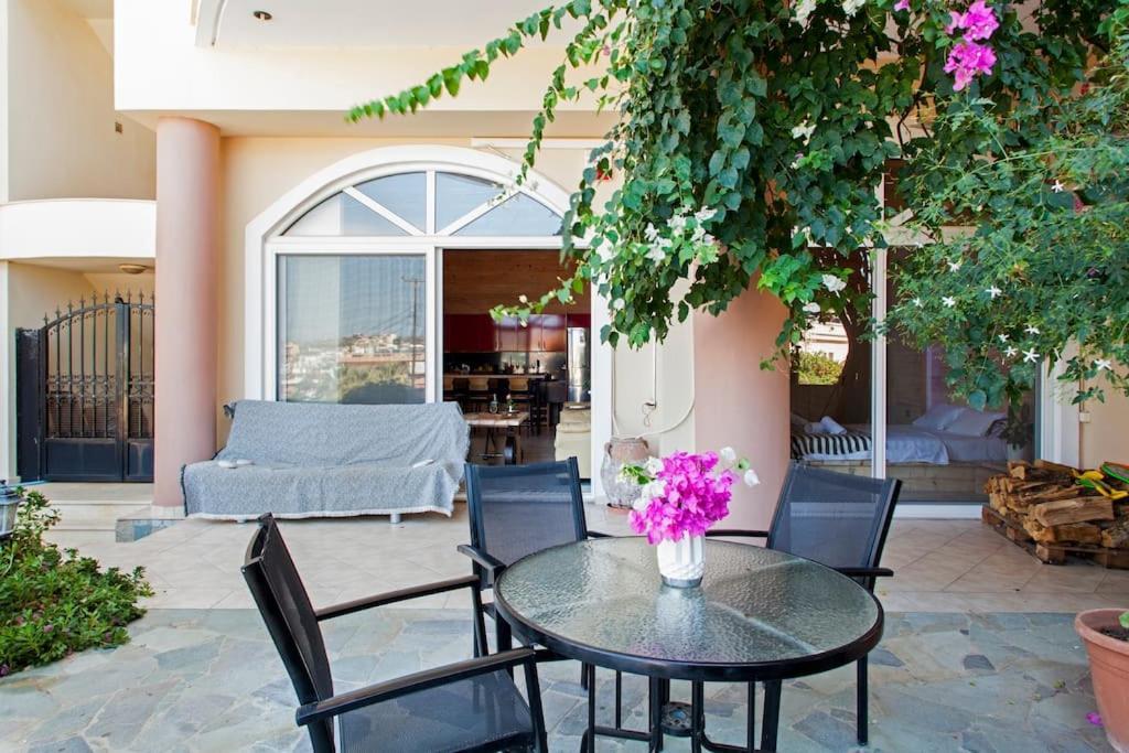 Lenico Beachfront Suites Agia Pelagia  Buitenkant foto